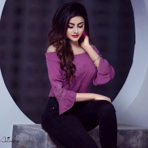 Elite Model O3493OOO66O – Pakistani escort in Karāchi — 3 / 16