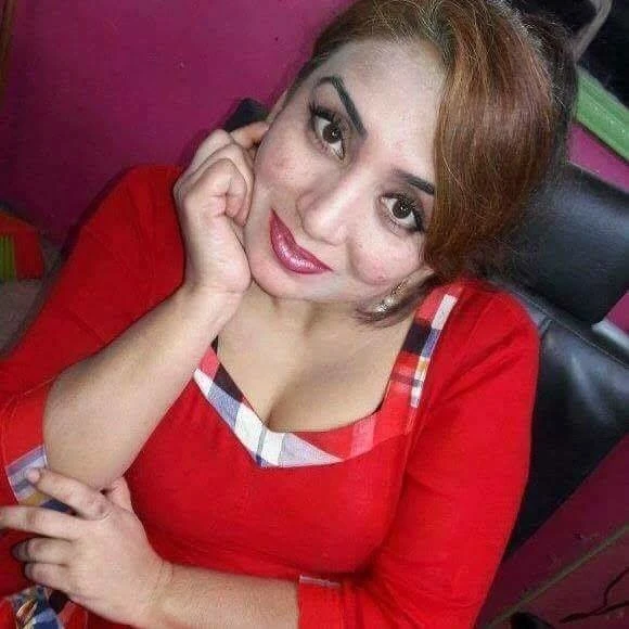 Ayesha Khan – Pakistani escort in New Delhi — 2 / 6