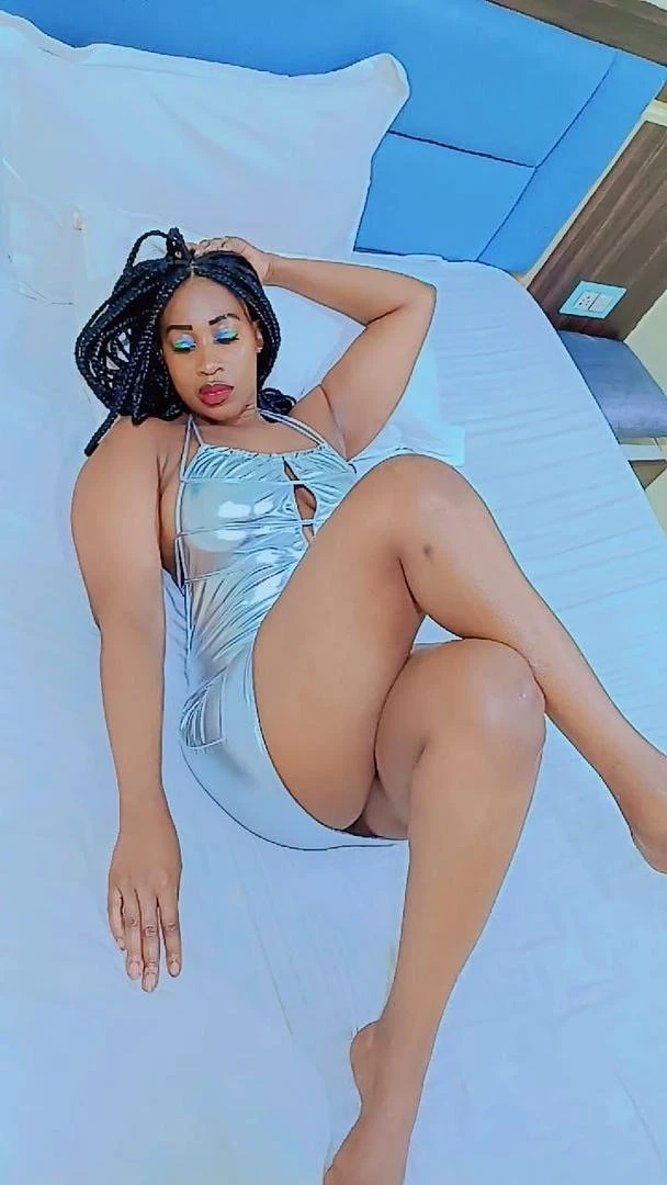 OLIVIA – Kenyan escort in Vadodara — 2 / 6