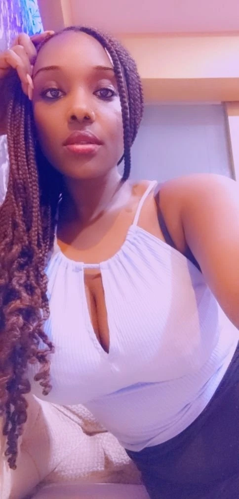 WebCam Only with Abby! – Jamaican escort in New Delhi — 3 / 4