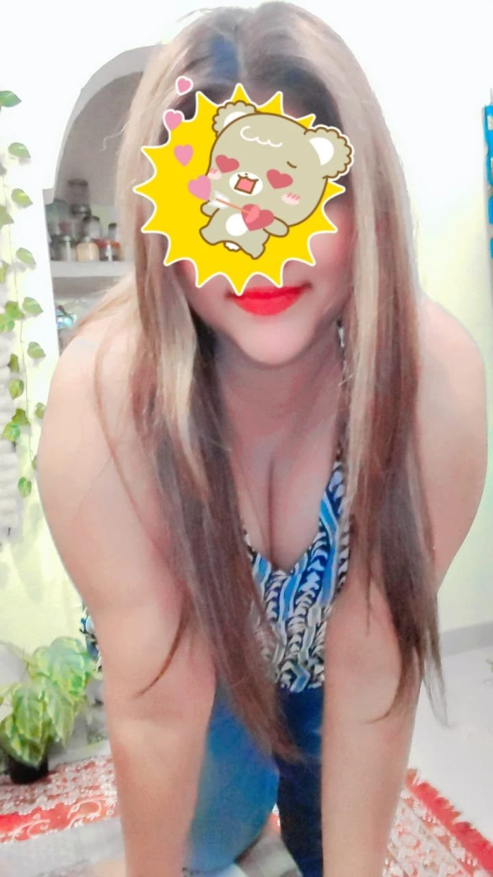 ViP bhabhi independent BJ queen – Indian adult performer in New Delhi — 7 / 21