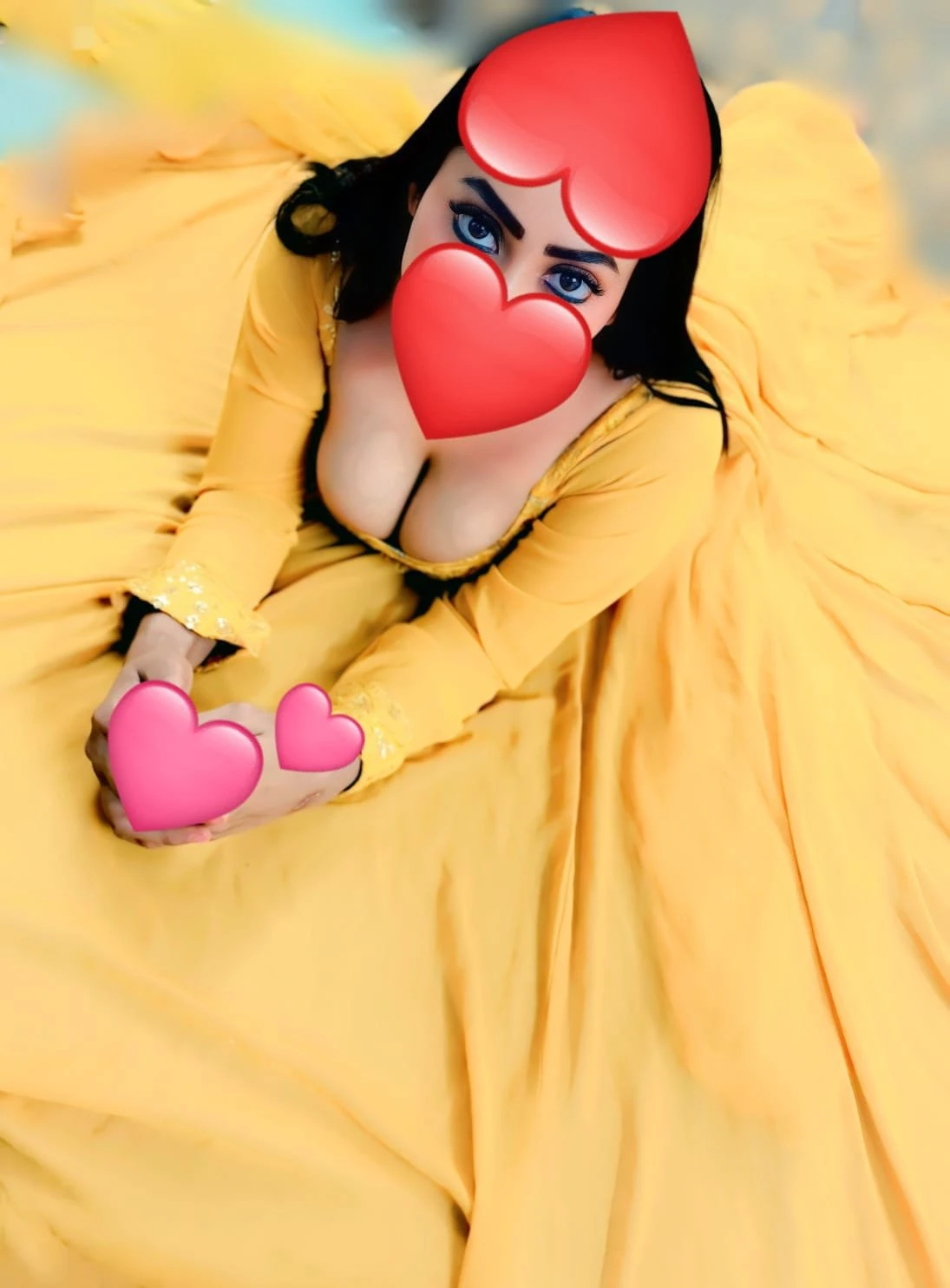 real meet & live cam – Indian escort in Mumbai — 9 / 14