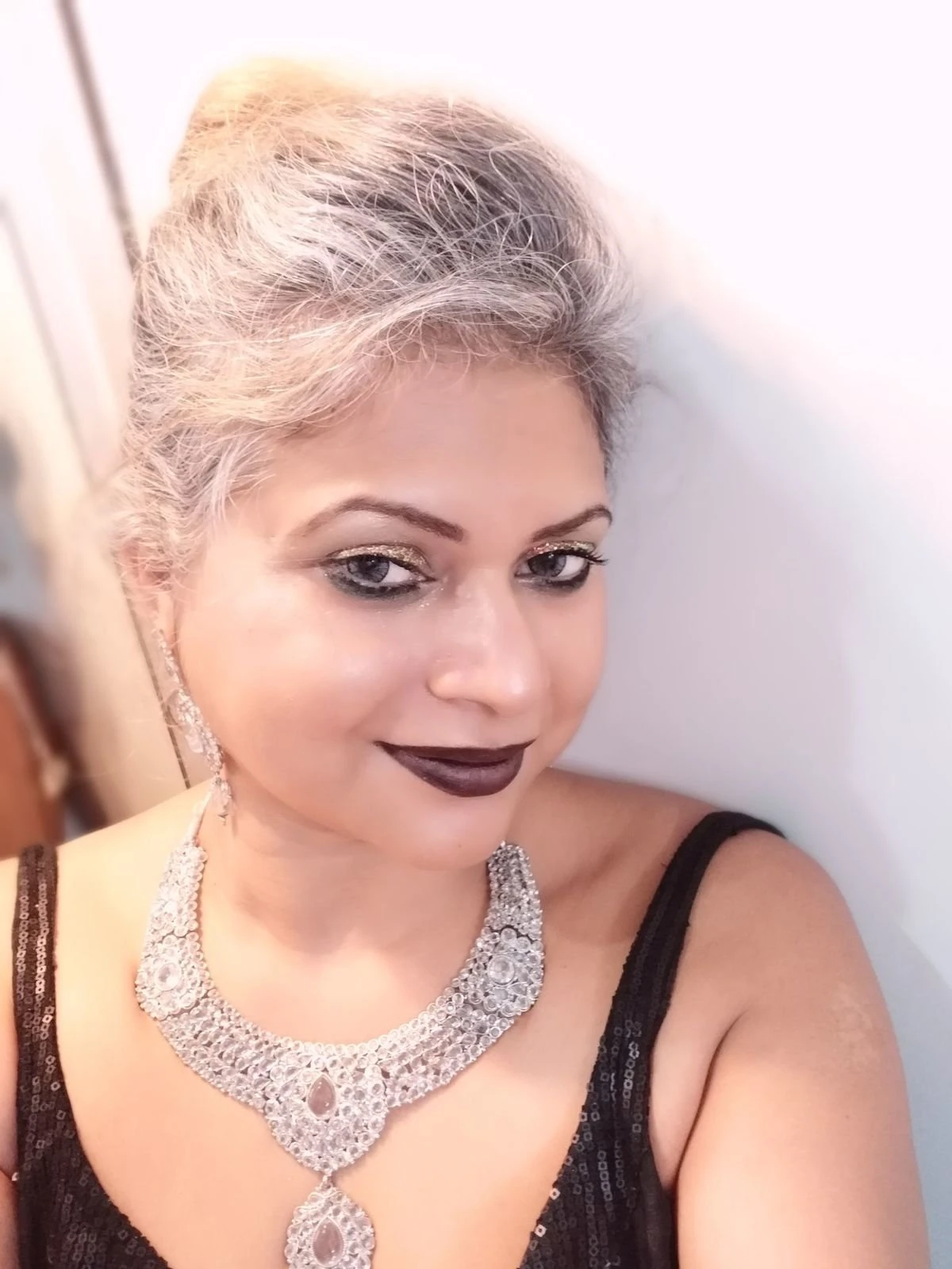 Sumita Sanyal – Indian escort in Mumbai — 2 / 7
