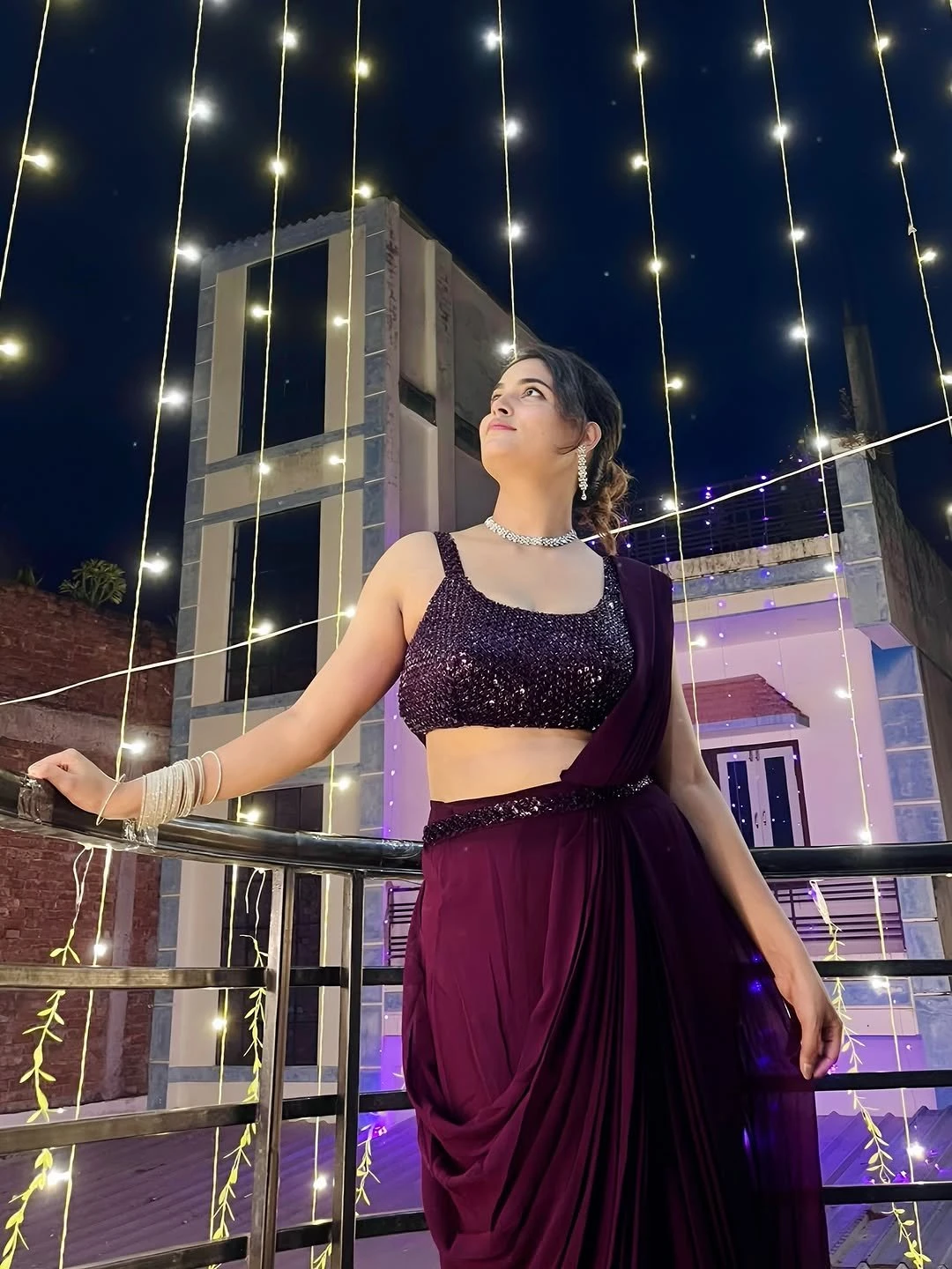 ESCORTS SERVICES IN UDAIPUR CASH ON HAND – Indian escort in Udaipur — 3 / 9