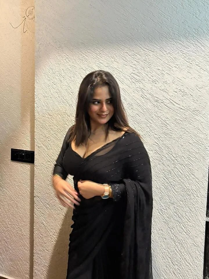 Pooja – Indian escort in Kolkata — 6 / 8