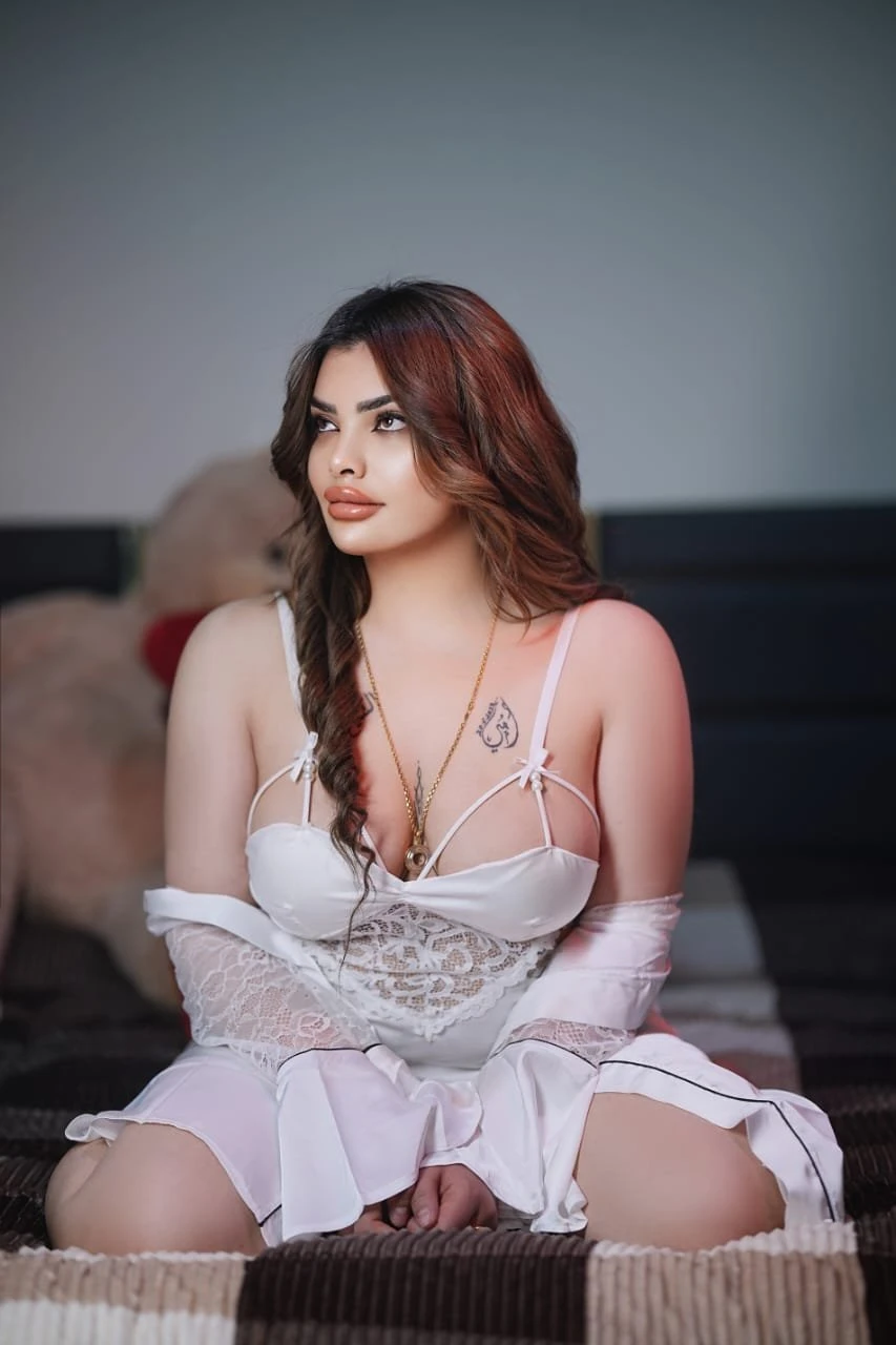 Sexy girl – Syrian escort in Erbil — 3 / 4