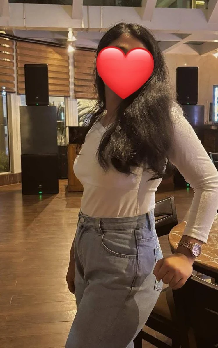 Anshika (Cam & Meet) – Indian escort in Gurgaon — 7 / 10