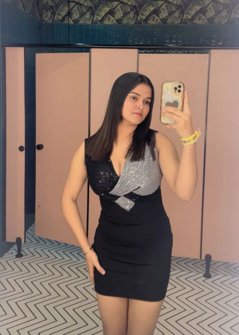 Payal Patel – Indian escort in Hyderabad — 3 / 6
