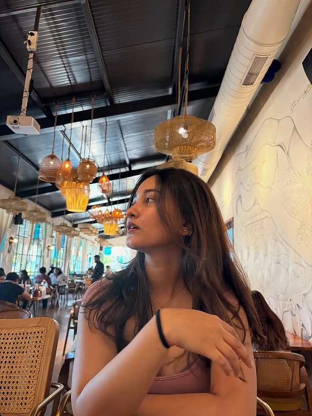 Nirmala – Indian escort in Pune — 4 / 6