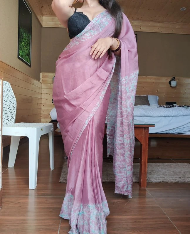 Kavya Malhotra – Indian escort in New Delhi — 4 / 10