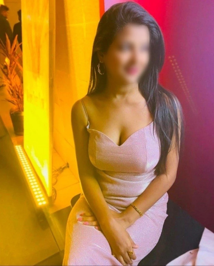 Riya Real meet and live cam show – Indian escort in Mumbai, Escort, Mumbai