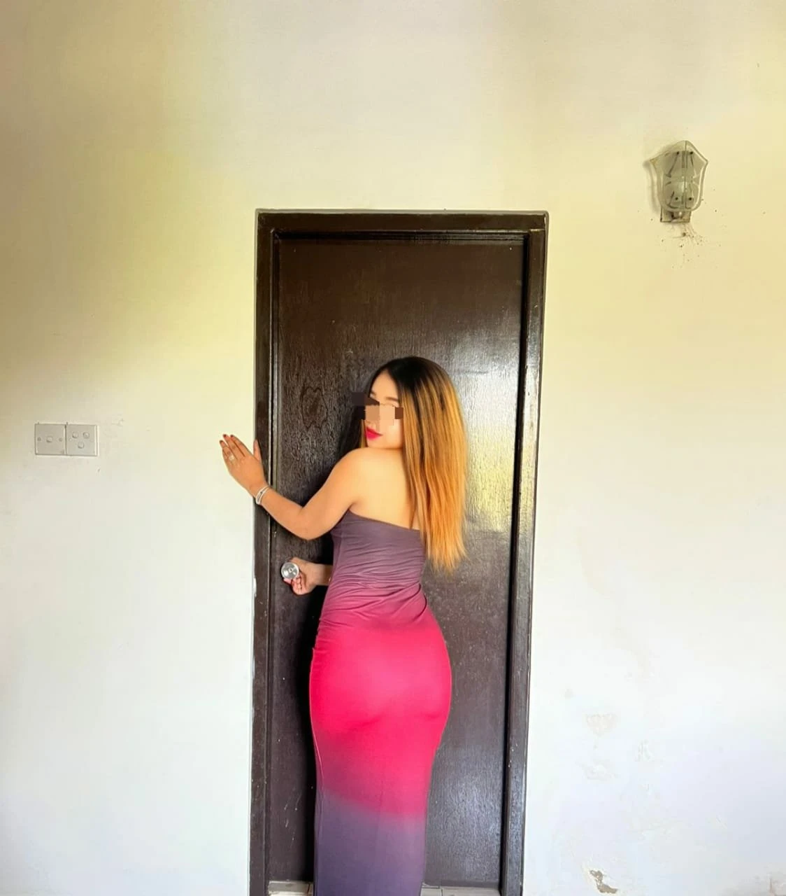 Lenna – French escort in Mauritius — 1 / 2