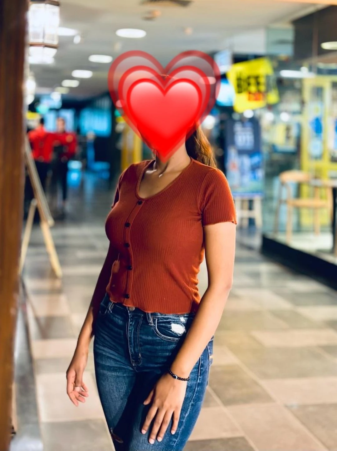 Rinky (GFE, Cam, Real meet) – Indian escort in Noida — 4 / 13