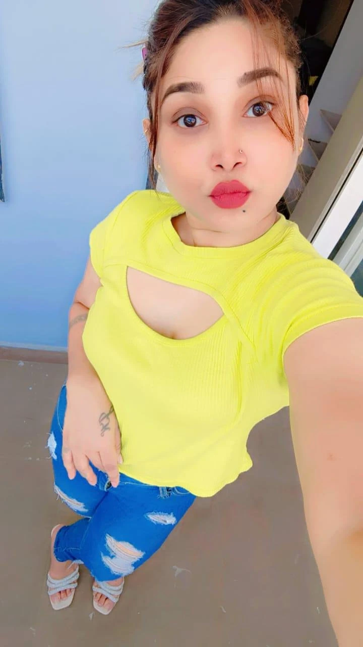Aditi Escort – Indian escort in Candolim, Goa — 3 / 8