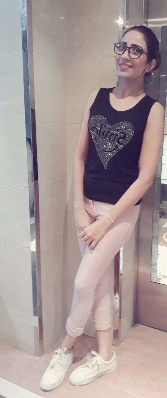 Tanisha Hot Girl – escort in Mumbai — 3 / 7