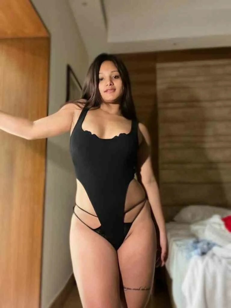 Pooja Independet Girl – Indian escort in New Delhi — 2 / 4