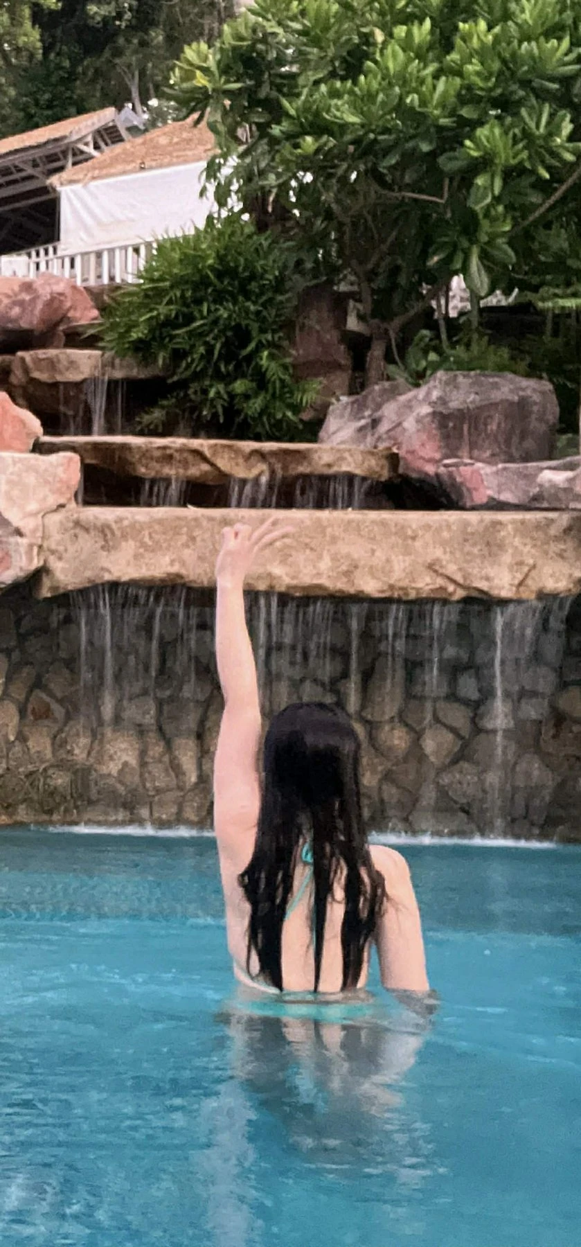 Anna – Vietnamese escort in Ho Chi Minh City — 2 / 19