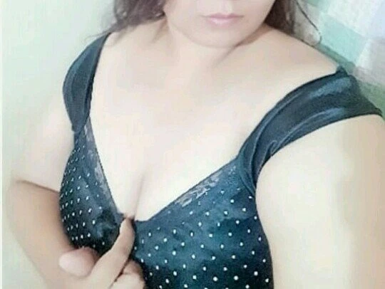 Sapna cam service only – Indian escort in New Delhi — 3 / 5