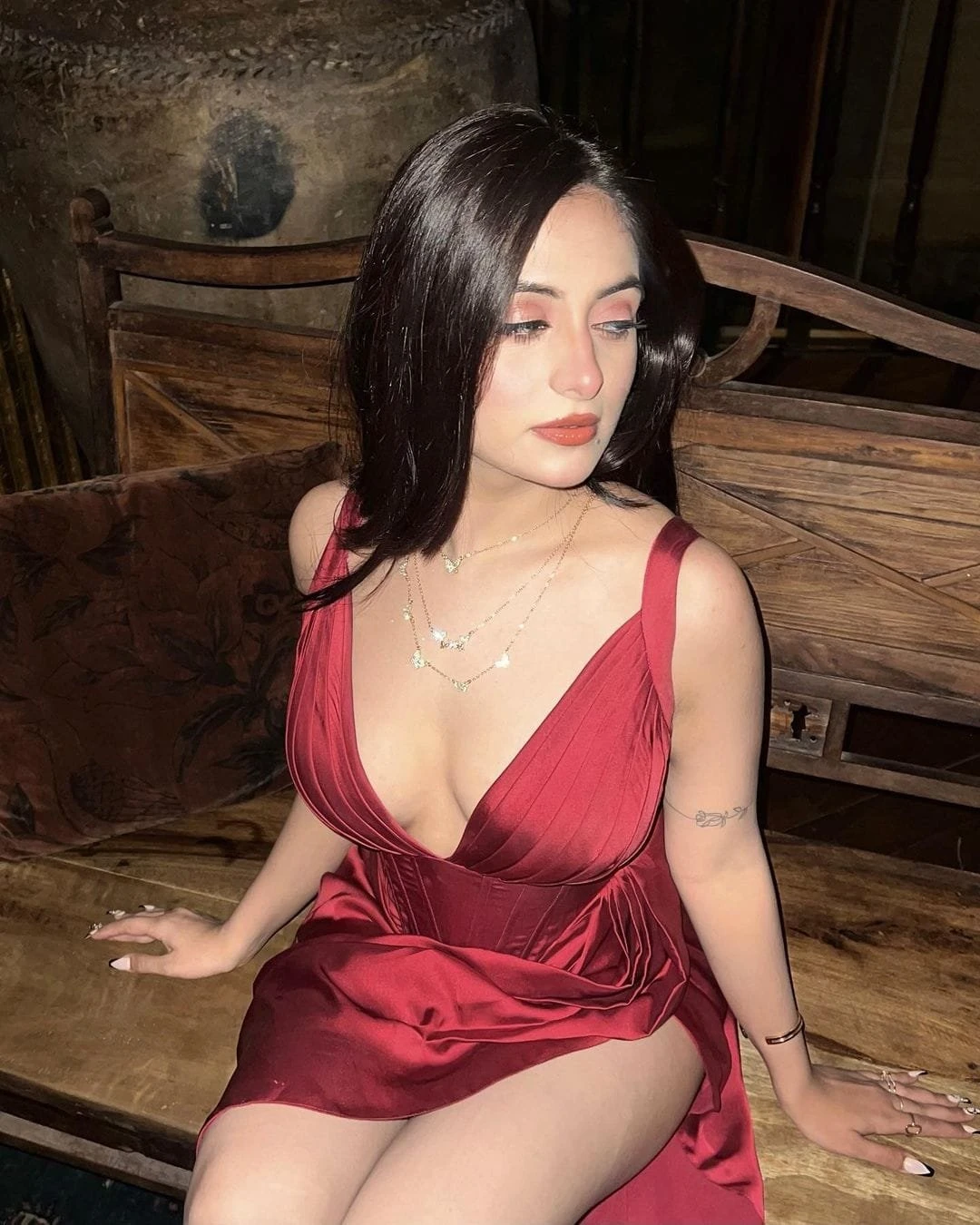 Drishti – Indian escort in Navi Mumbai — 3 / 4