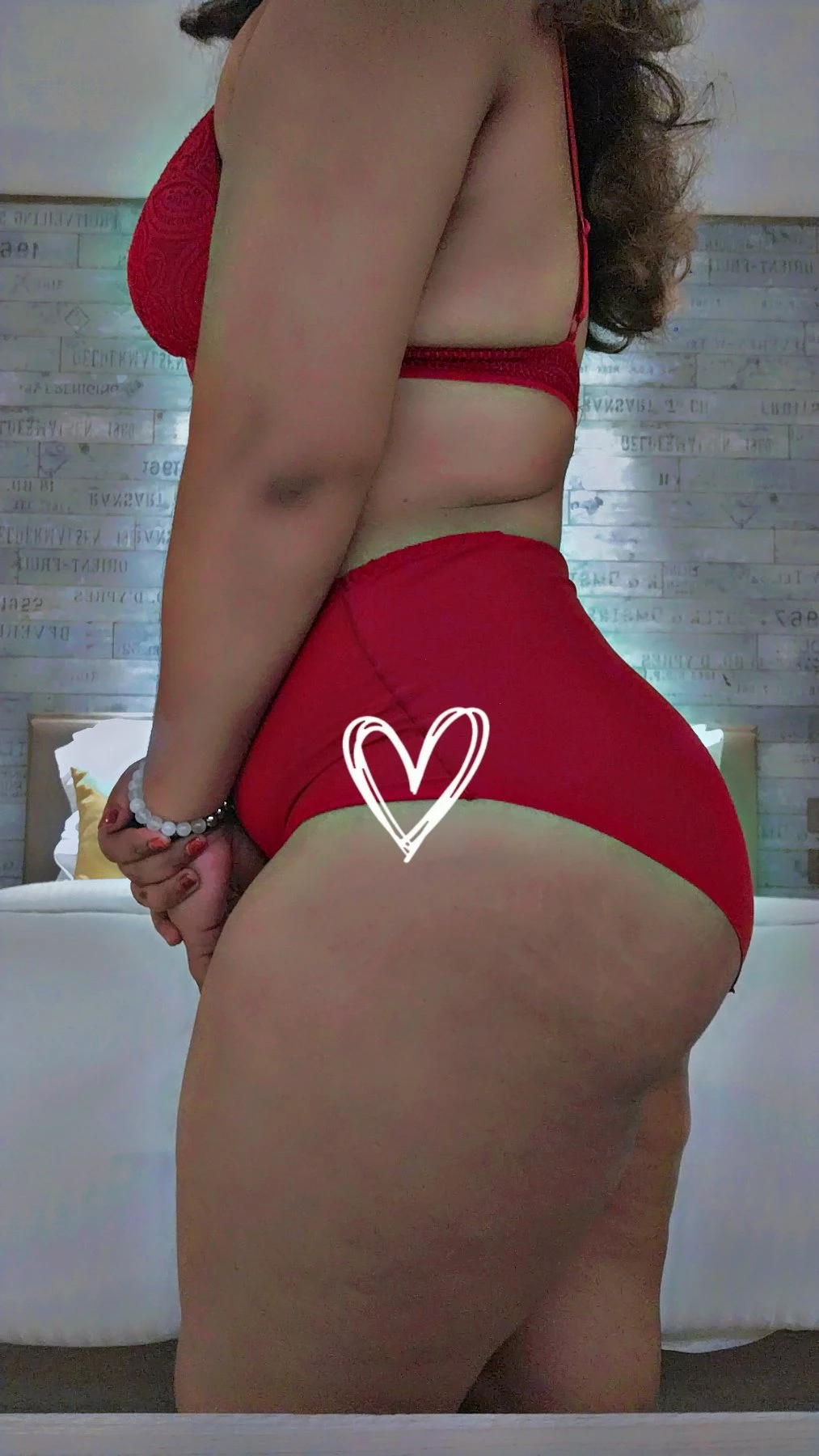 Jiya – Indian escort in Mumbai — 2 / 5