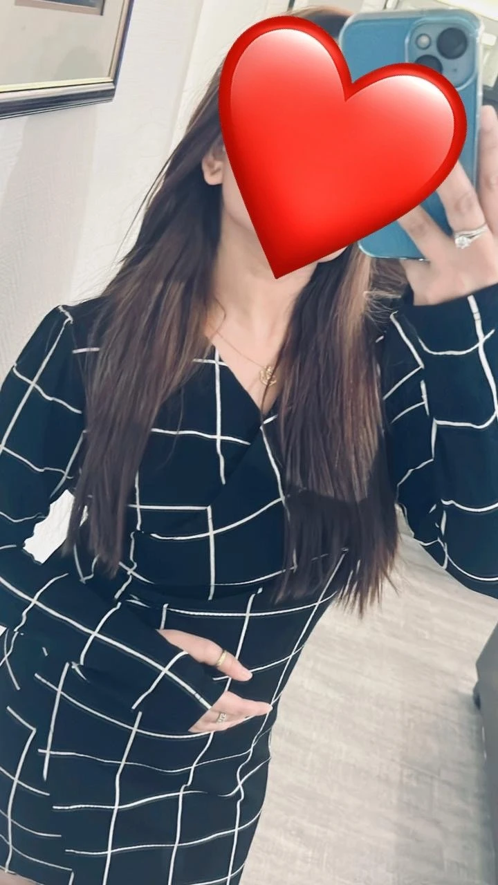 Saloni best service girl – Indian escort in Hyderabad — 5 / 12