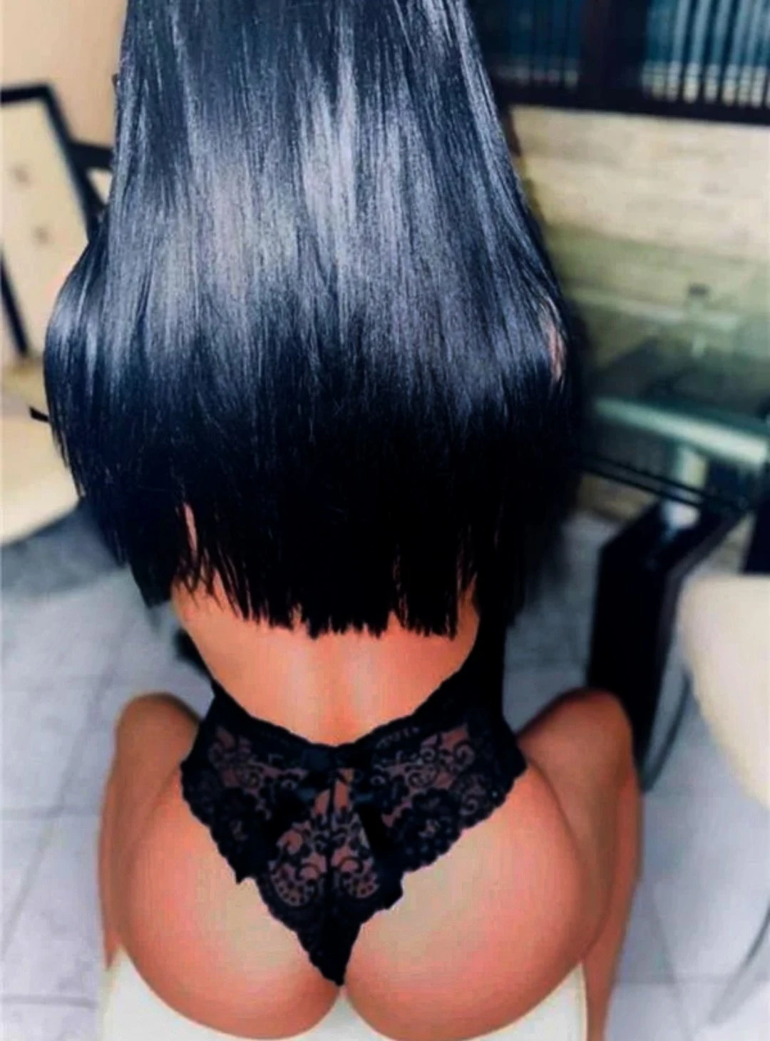 Alice – Romanian escort in Bucharest — 3 / 4