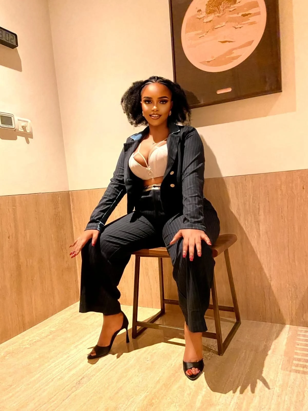 Quincy – South African escort in Kolkata — 5 / 6
