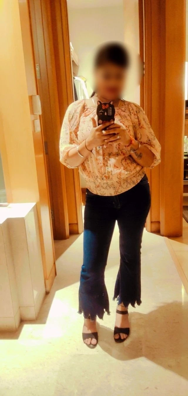 Dolly Saxena(connaught Place) – Indian escort in New Delhi — 3 / 6