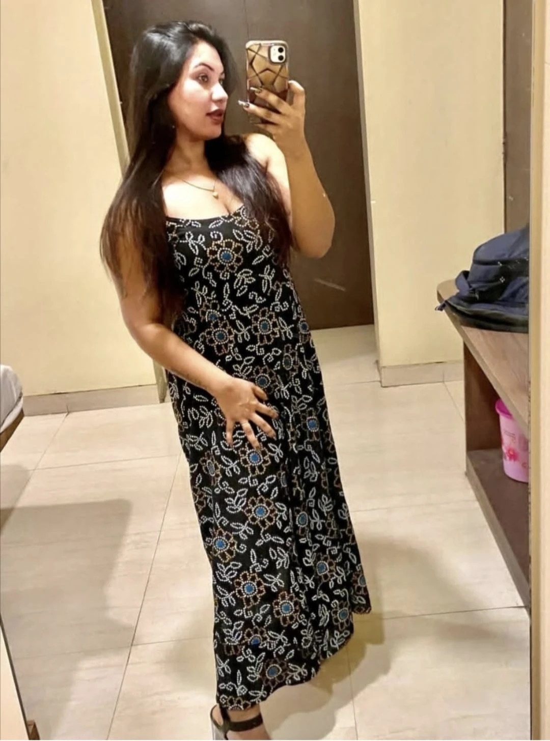 ꧁♧🦋༻ Ravina a Sexy and Beautiful ༻♧☆꧂ – Indian escort in Hyderabad — 2 / 3