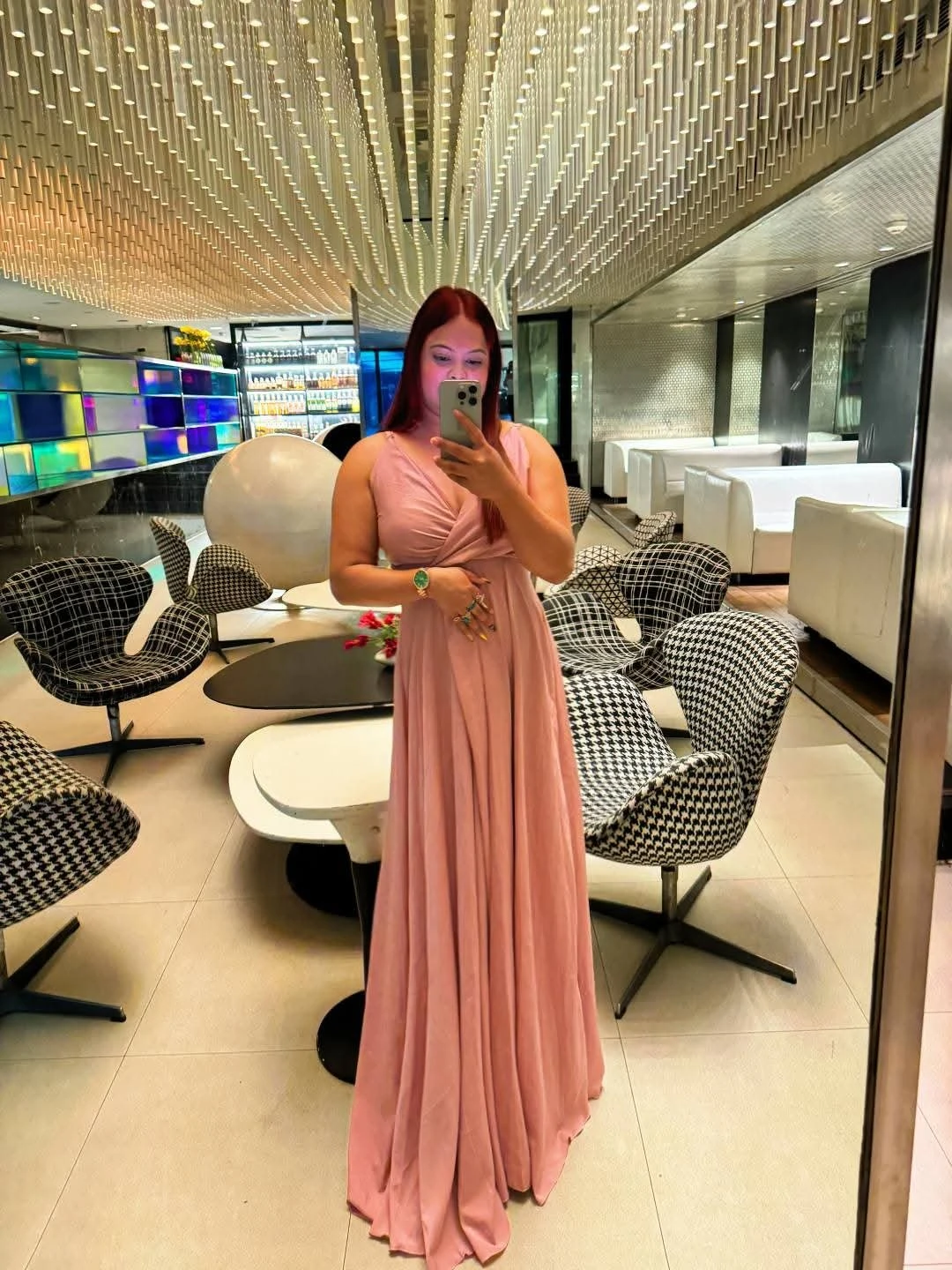 Sneha Kumari – Indian escort in Kolkata — 1 / 8