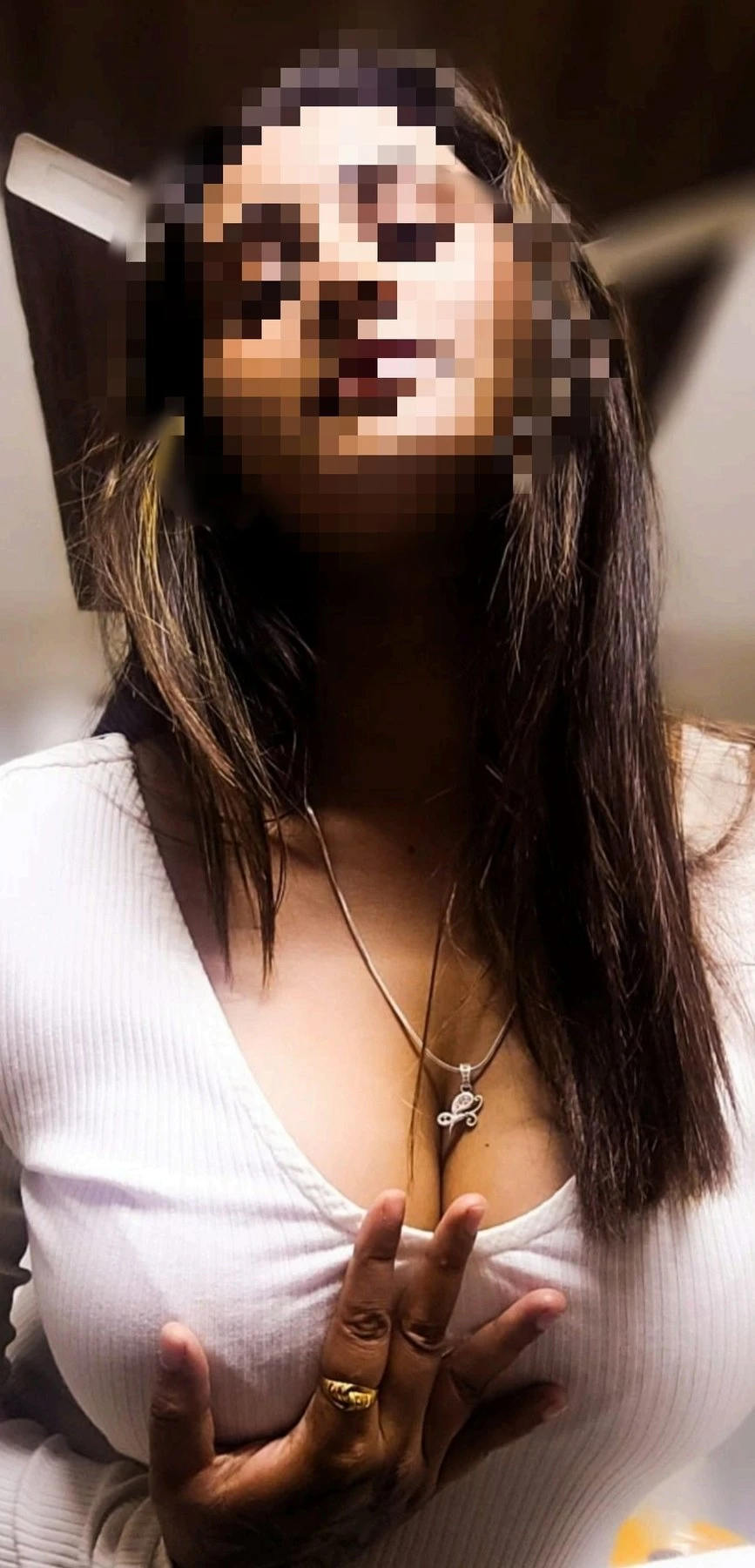 Sonali – Indian escort in Hyderabad — 2 / 7