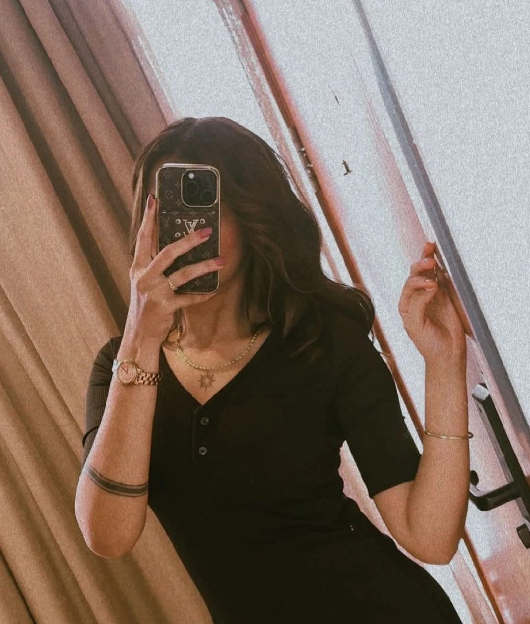Independent Escort Nude Cam/real Meet – Indian escort in Pune — 1 / 4
