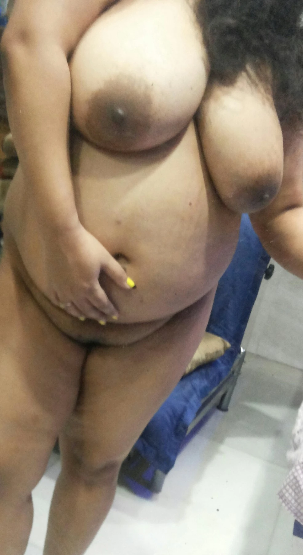 Riya – Indian escort in Mumbai — 2 / 4