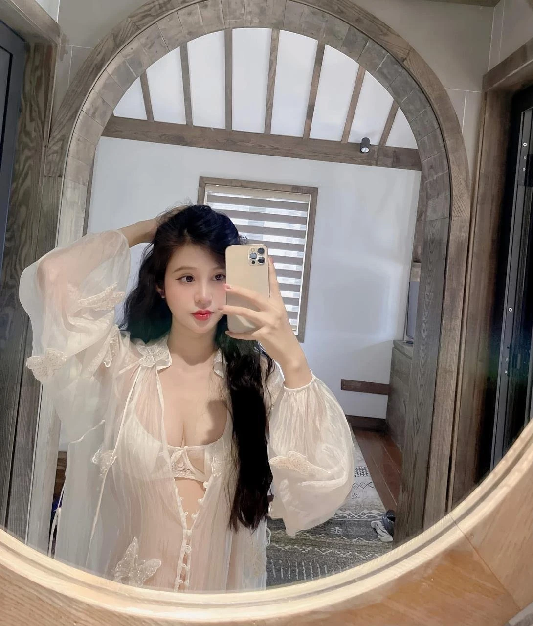 Nana – Vietnamese escort in Phu Quoc — 8 / 10