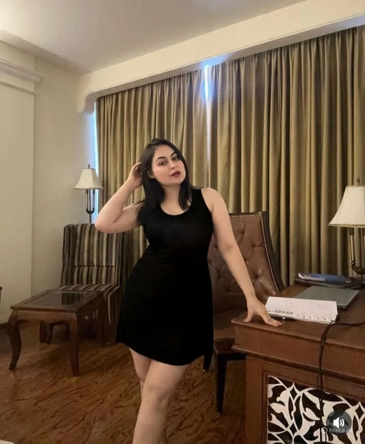 Pallavi – Indian escort in Kolkata — 1 / 3