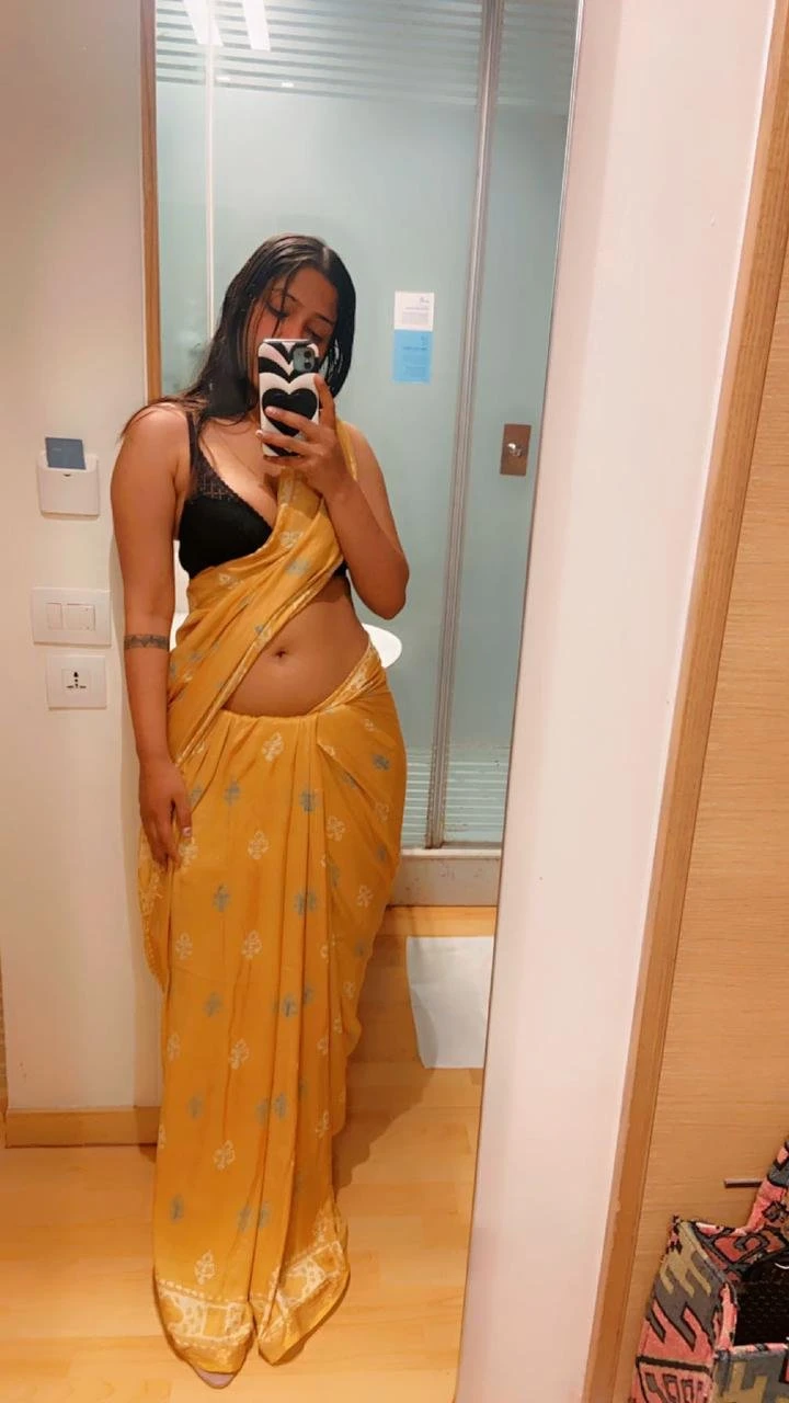 ALISHA MASSAGE PARLOUR – Indian masseuse in New Delhi, Escort, New Delhi