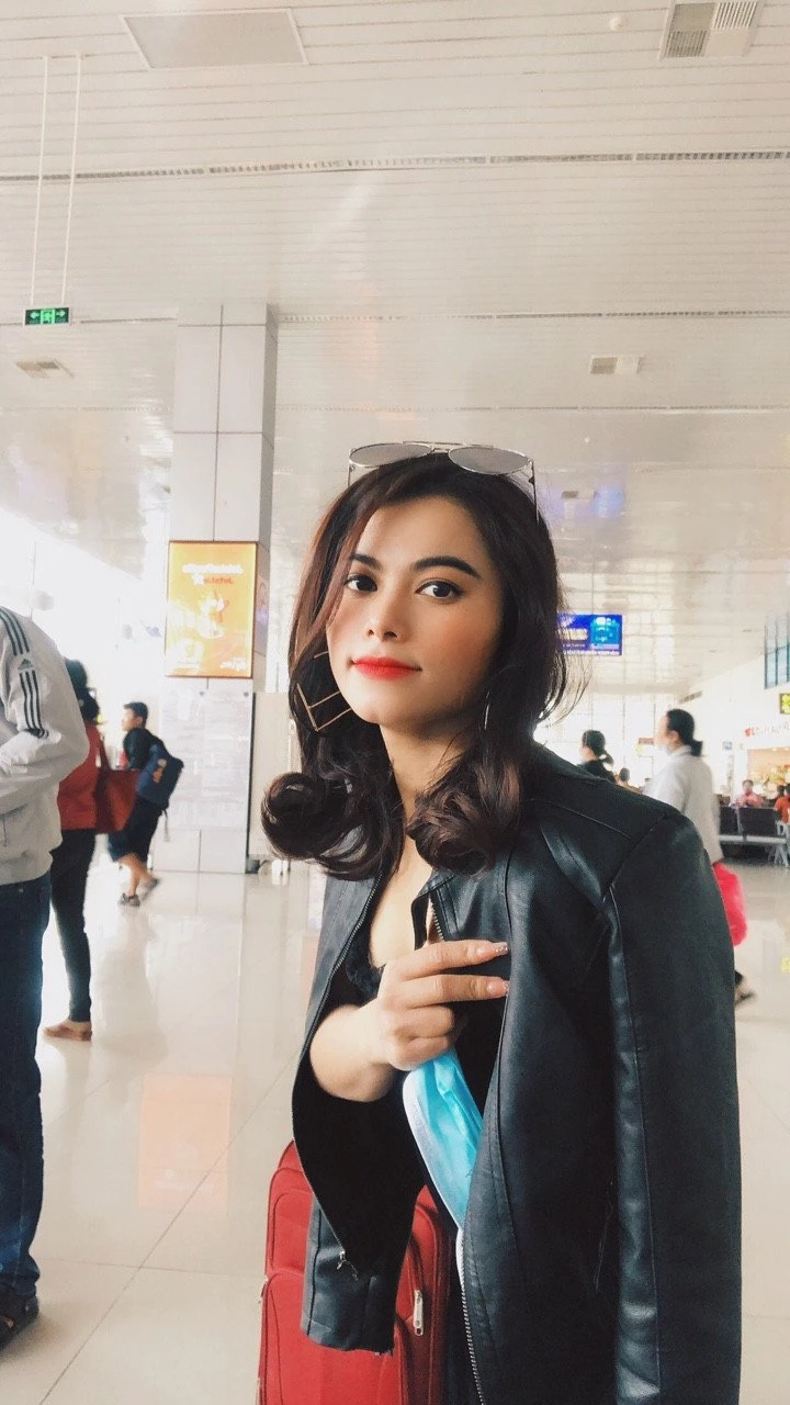 Hina – Vietnamese escort in Hanoi — 2 / 5