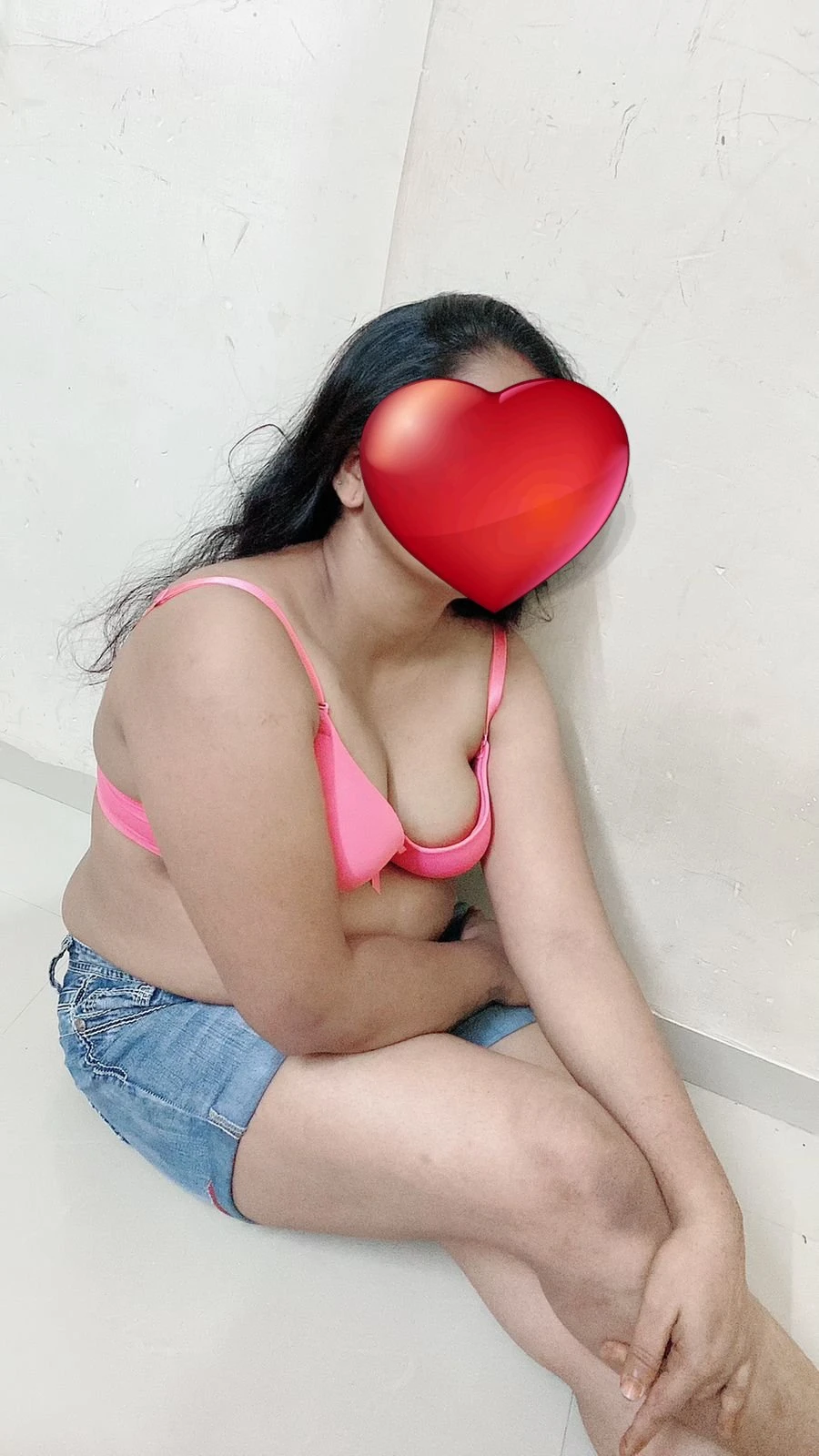 Anita Sexy – Indian escort in Mumbai — 7 / 8