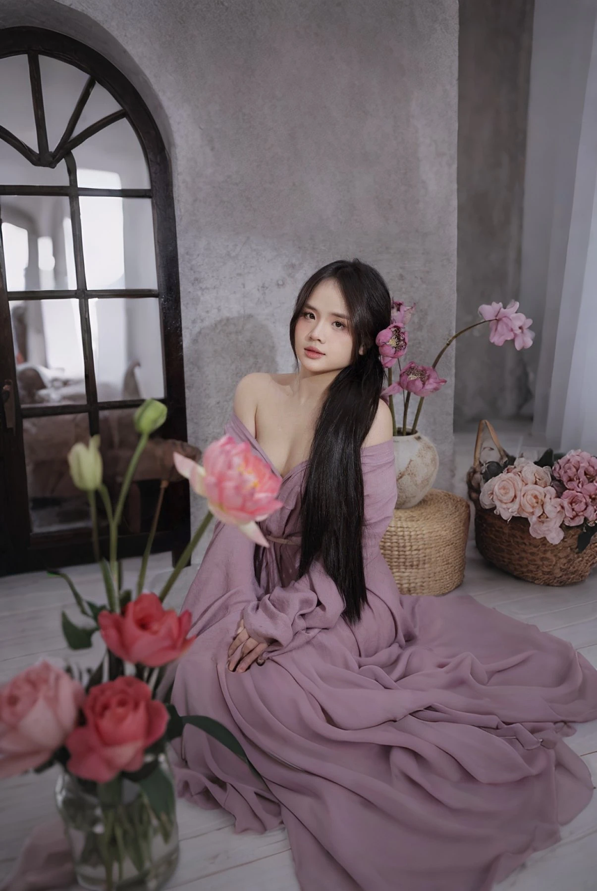 Elly – Filipino escort in Ho Chi Minh City — 19 / 20