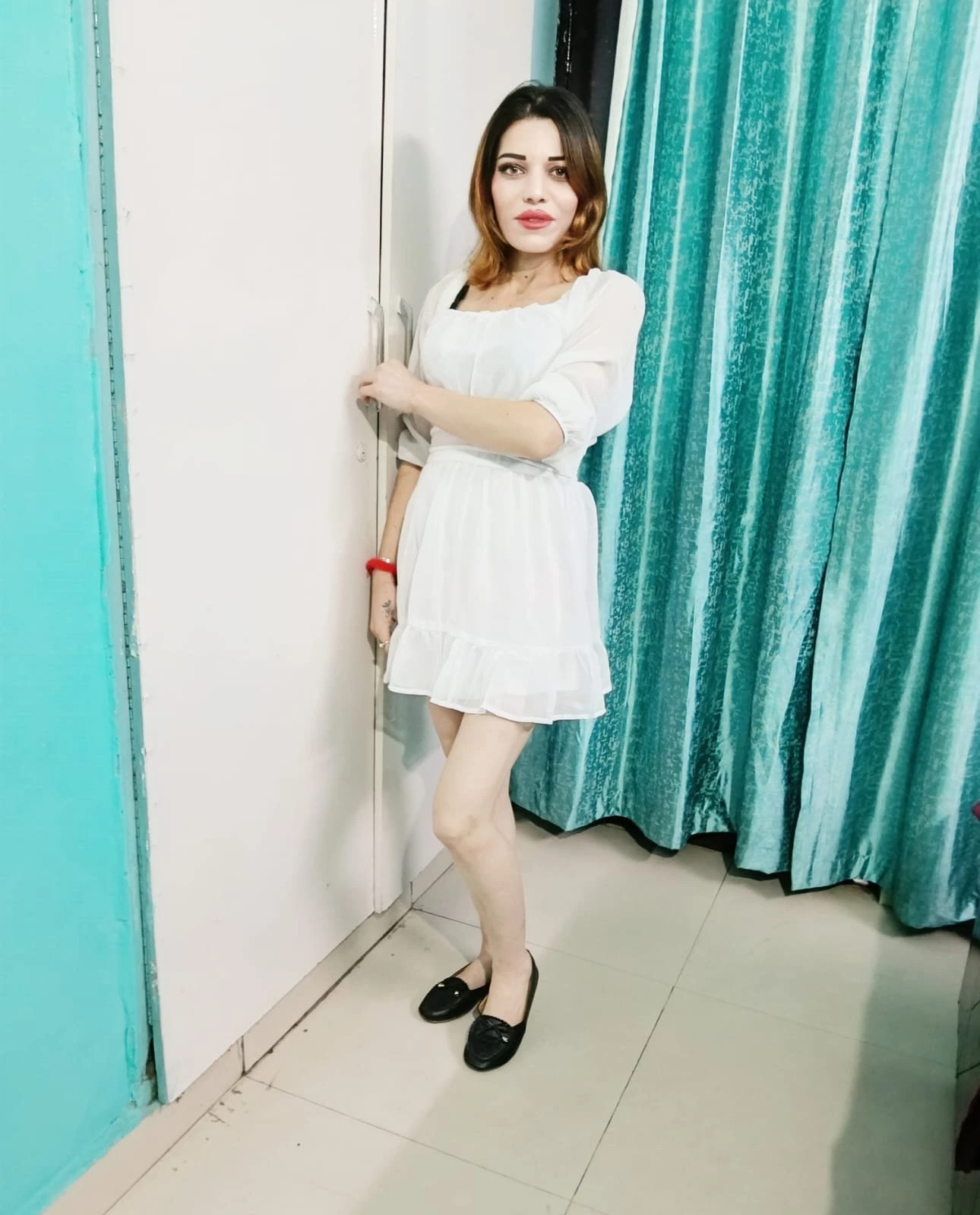 Ishika ( +91 // 93154 // 61802 ) – Indian escort in Noida — 3 / 5