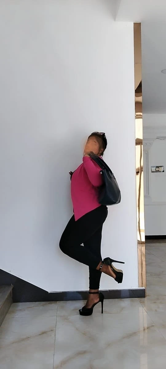 Yasara Gfe Independent Vvip – Sri Lankan escort in Colombo — 4 / 5
