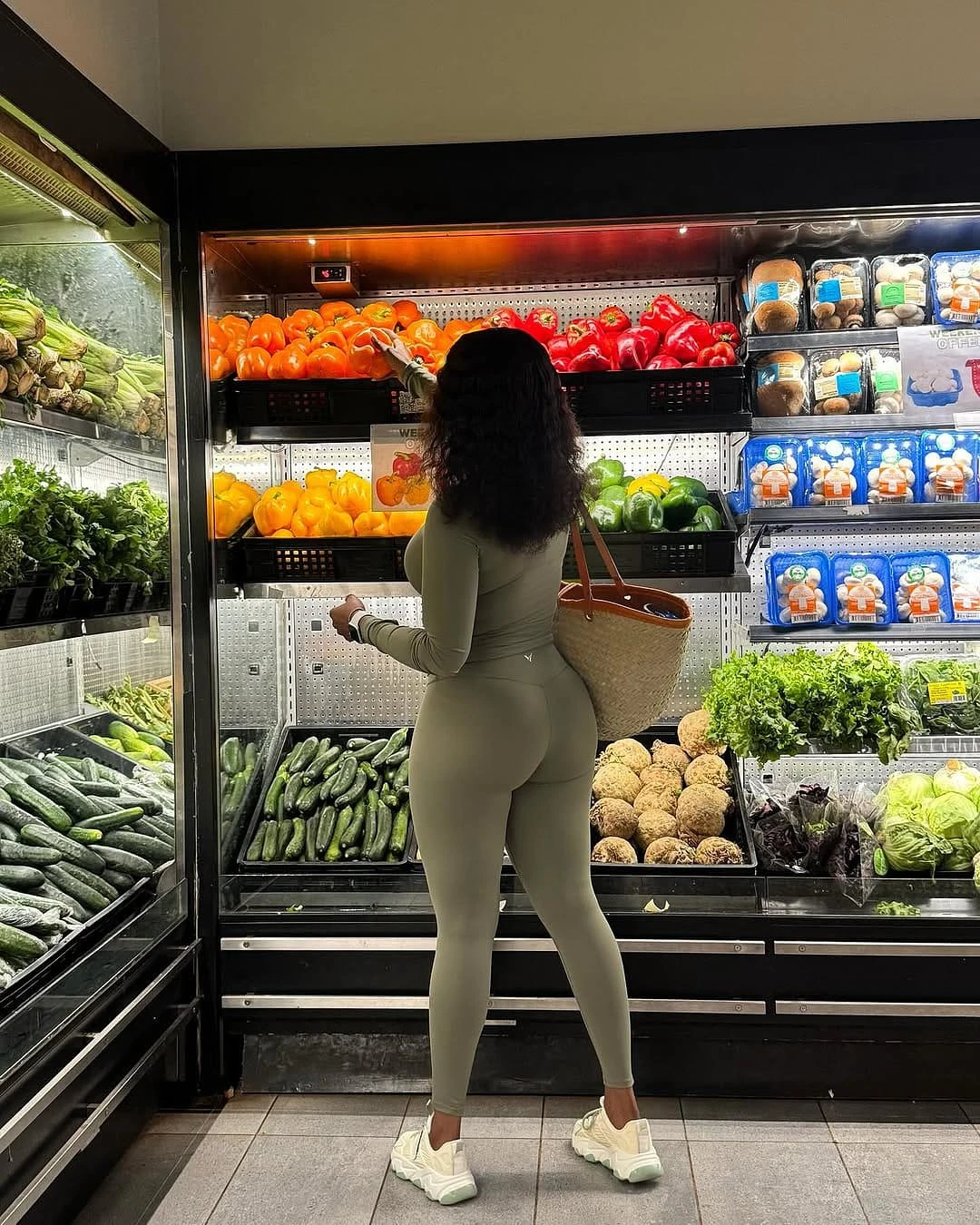Mariah – Kenyan escort in Noida — 7 / 8