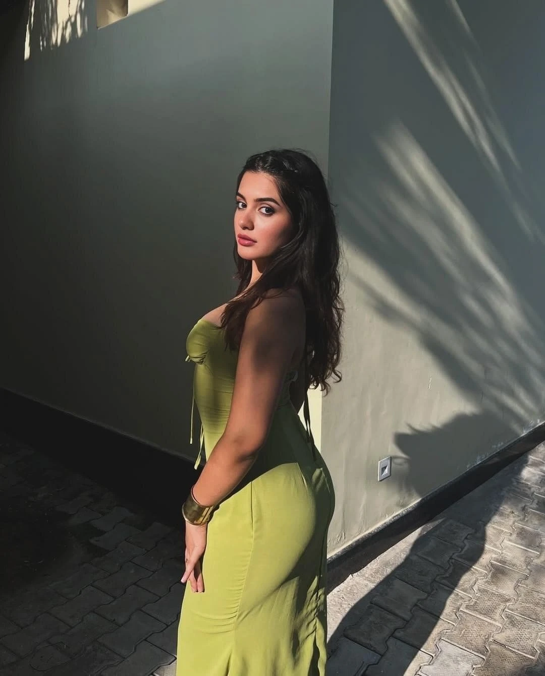 Seema Best Hotty – Indonesian escort in Hyderabad — 4 / 5