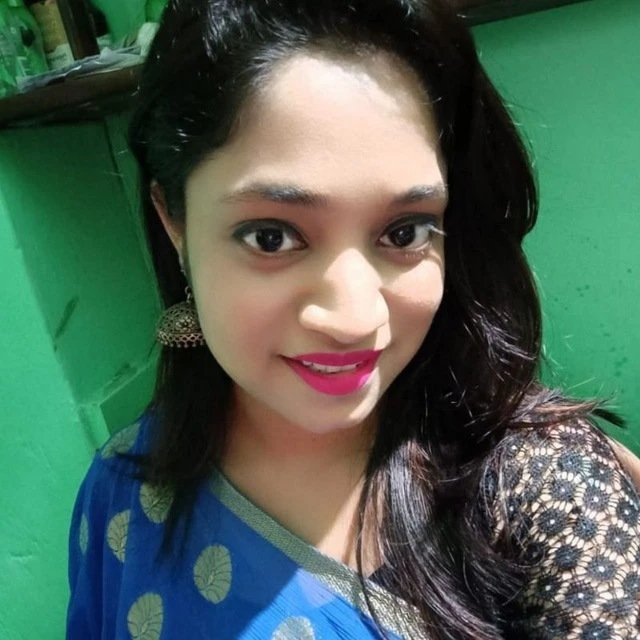Sonakshi – Indian escort in Kolkata — 3 / 6
