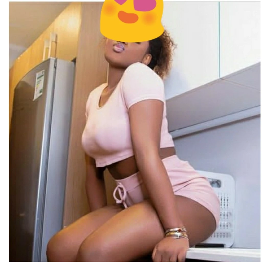 Lyn – Nigerian escort in Beirut — 3 / 4