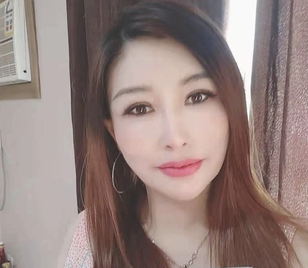 Park Ji Hyun – escort in Mauritius — 6 / 9