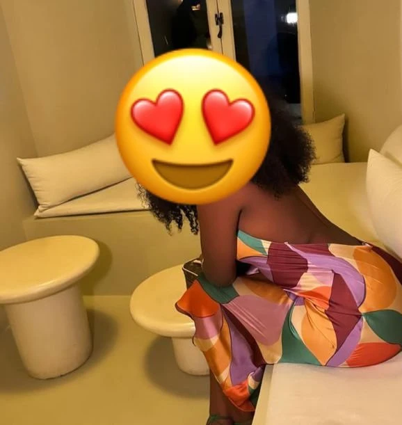 Sativa Laura – Ivorian escort in Abidjan — 4 / 7