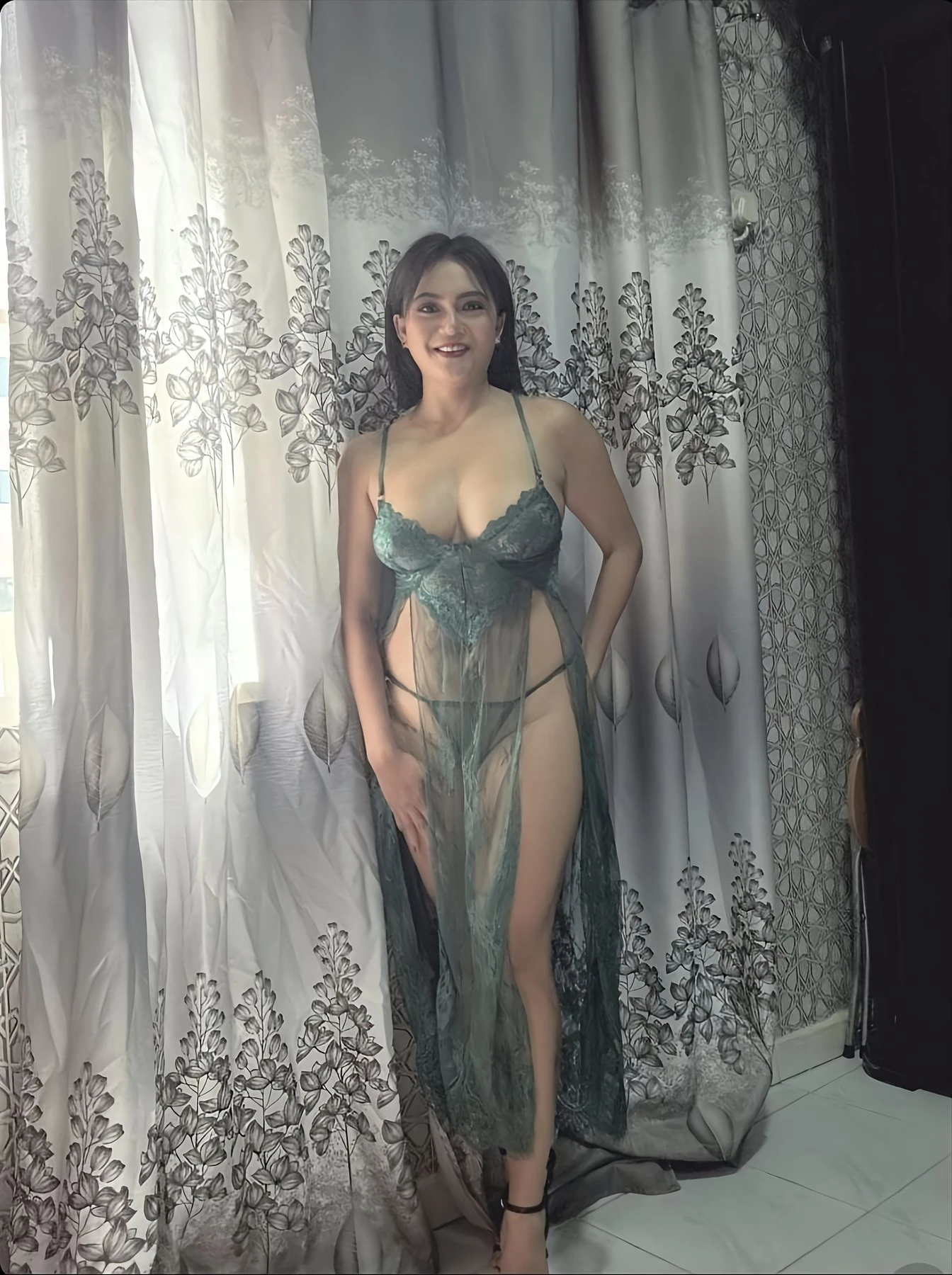 Sandi – Syrian escort in Beirut — 6 / 7