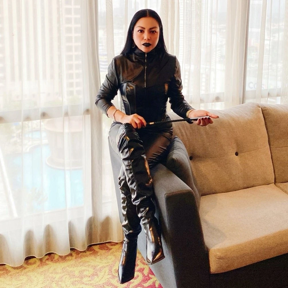 Domina Cleo,The Real ProDomme Dominatrix – Filipino dominatrix in Da Nang — 2 / 26