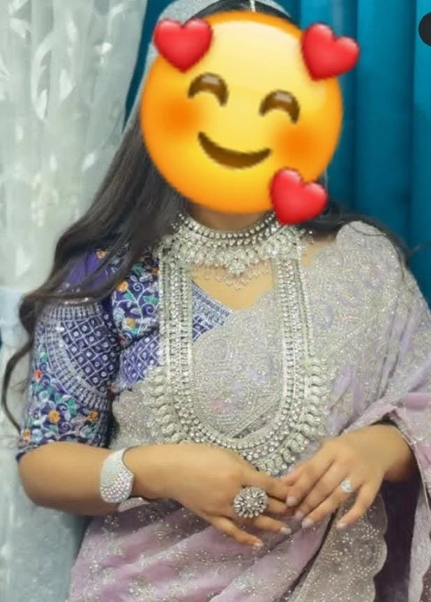Sukoon – Indian adult performer in New Delhi — 4 / 20